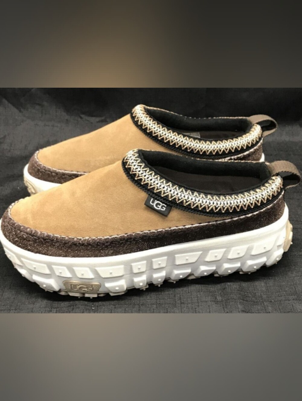UGG® Venture Daze Clogs - Chestnut/Ceramic Size 11 Like New MSRP $149.9 - Picture 4 of 8